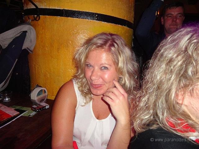 2013 Bayern Triple im Kilians 07.jpg - Super nette Bayernfans!!